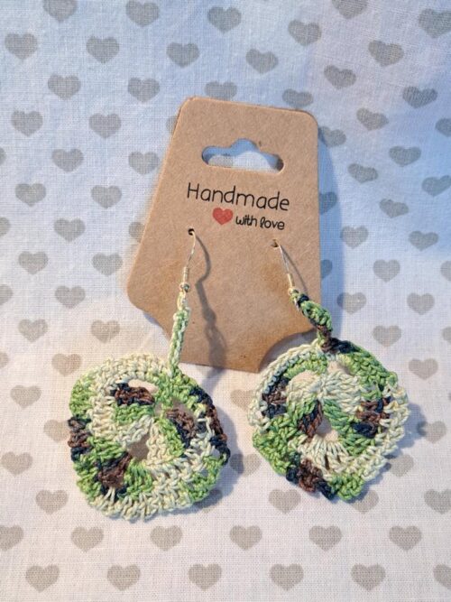 Ohrringe Blätterrauschen, mit Liebe gehäkelt