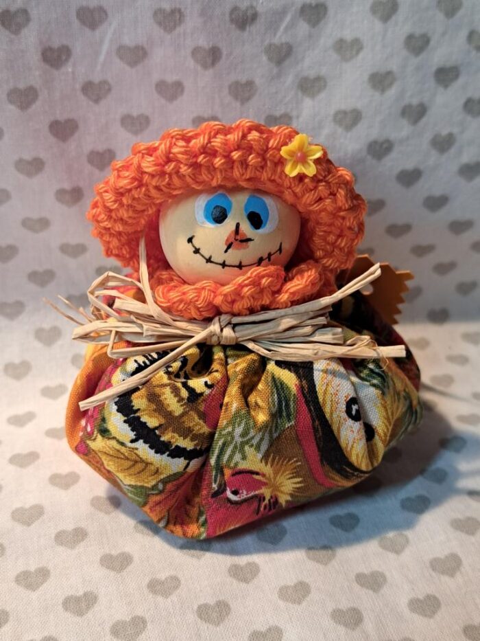 Lavendelpuppe Herbstorange gefüllt mit Lavendel